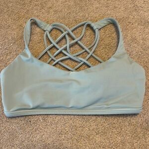 Lululemon sports bra size 8 free to be bra ( wild)